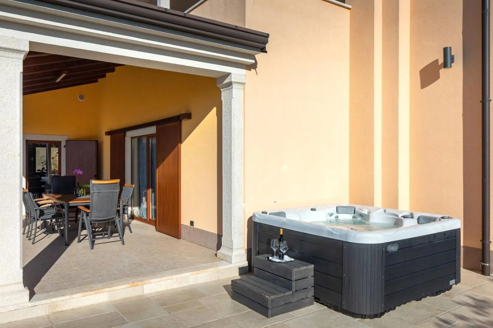 Beautiful Villa Kadore With Pool In Porec Visnjan