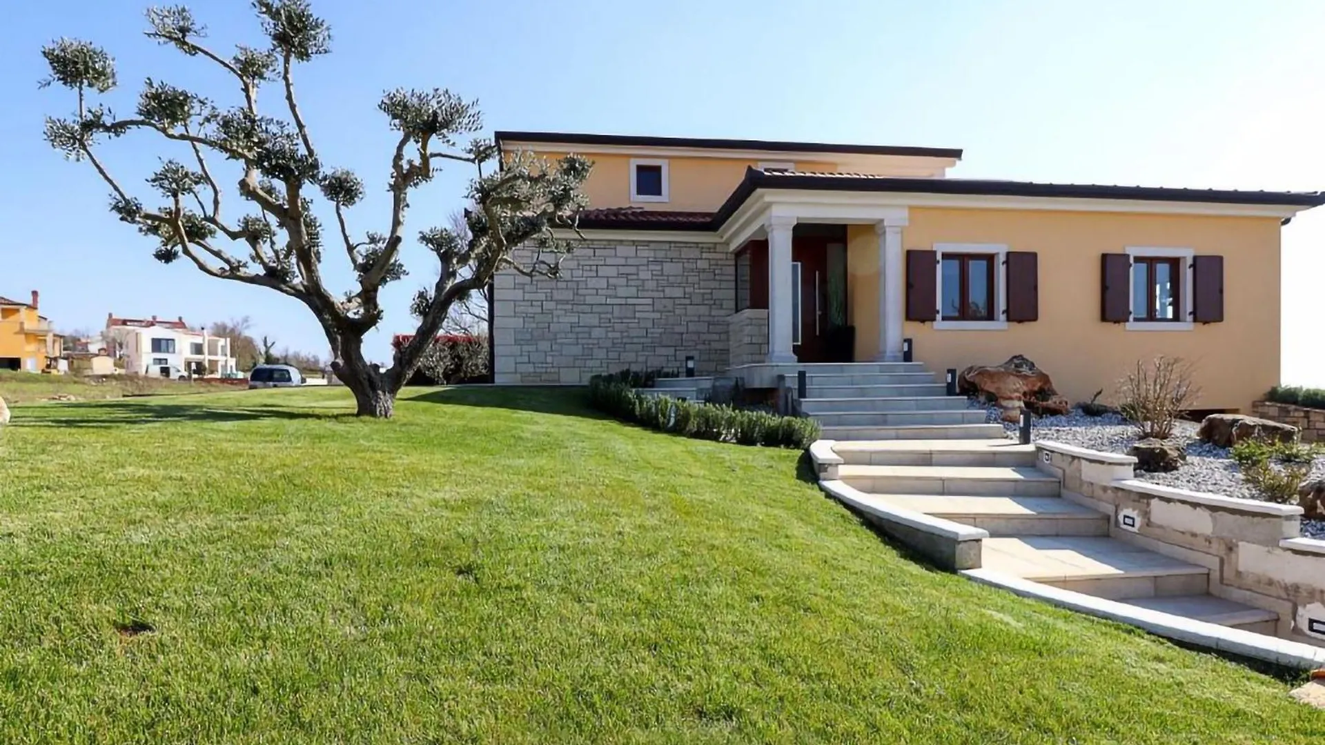 Beautiful Villa Kadore With Pool In Porec Visnjan