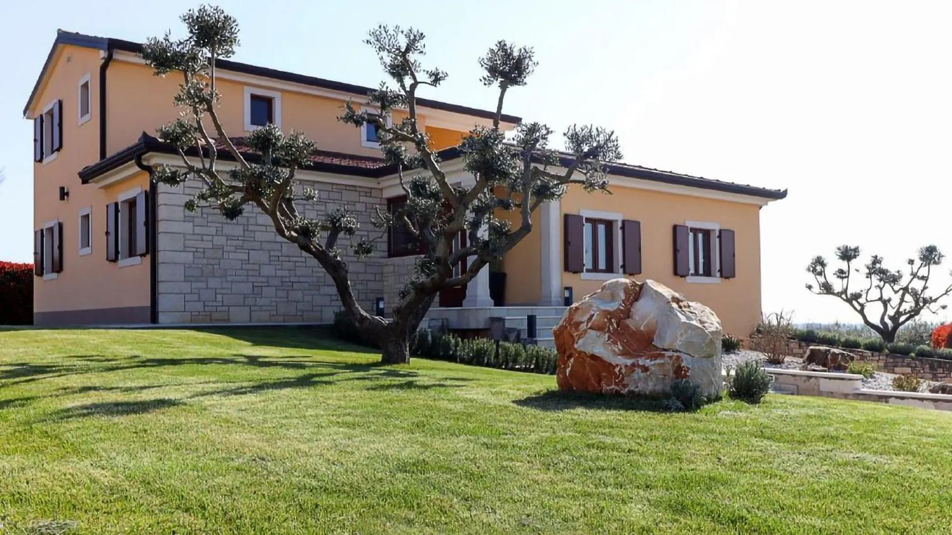 Beautiful Villa Kadore With Pool In Porec Višnjan
