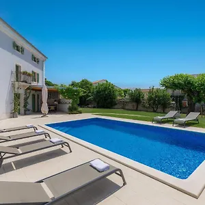 Radovani By Interhome Višnjan